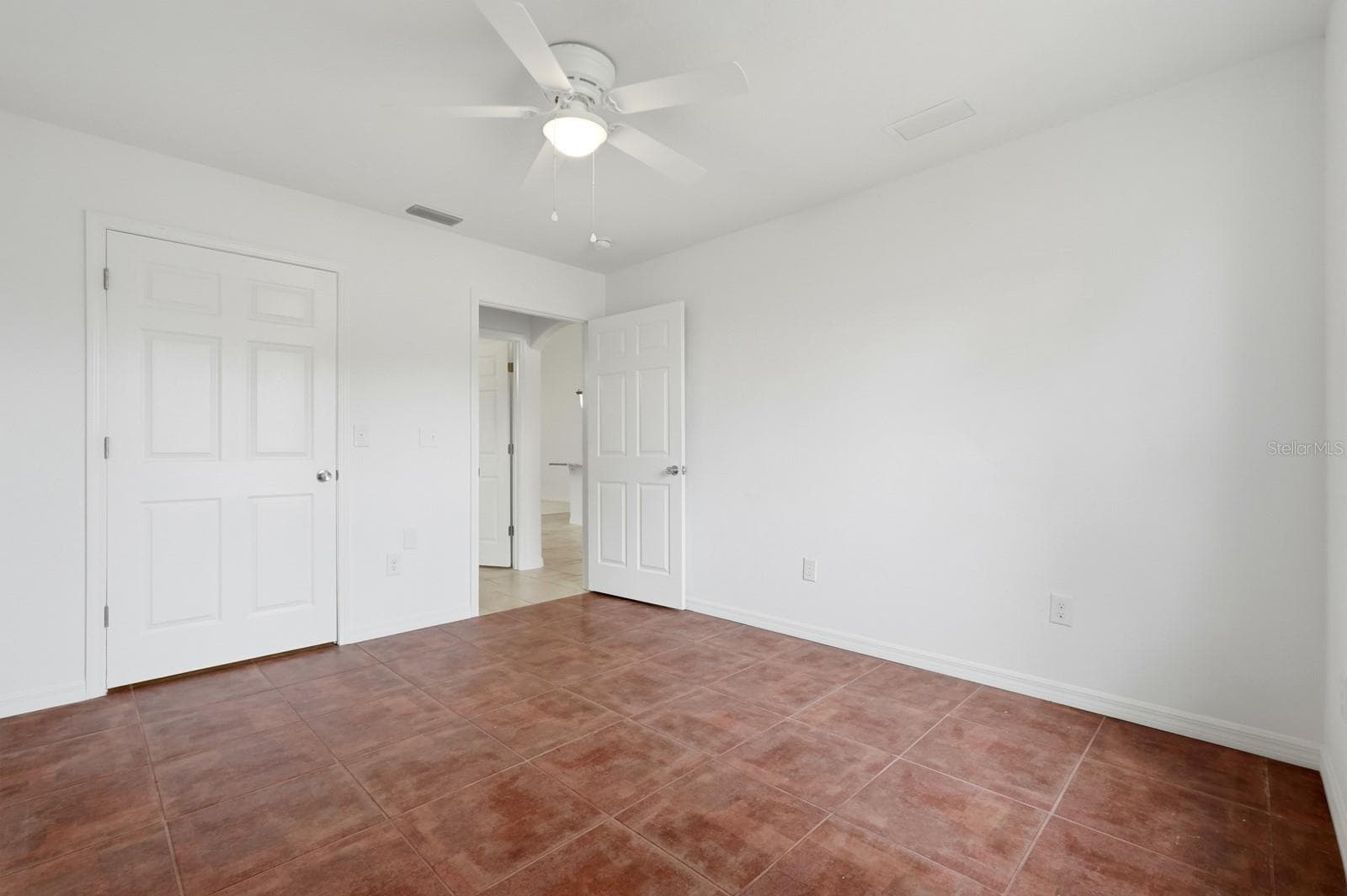 Single Family Residence at 5941 MARVILLE CIR, PORT ORANGE, photo 34 of 51
