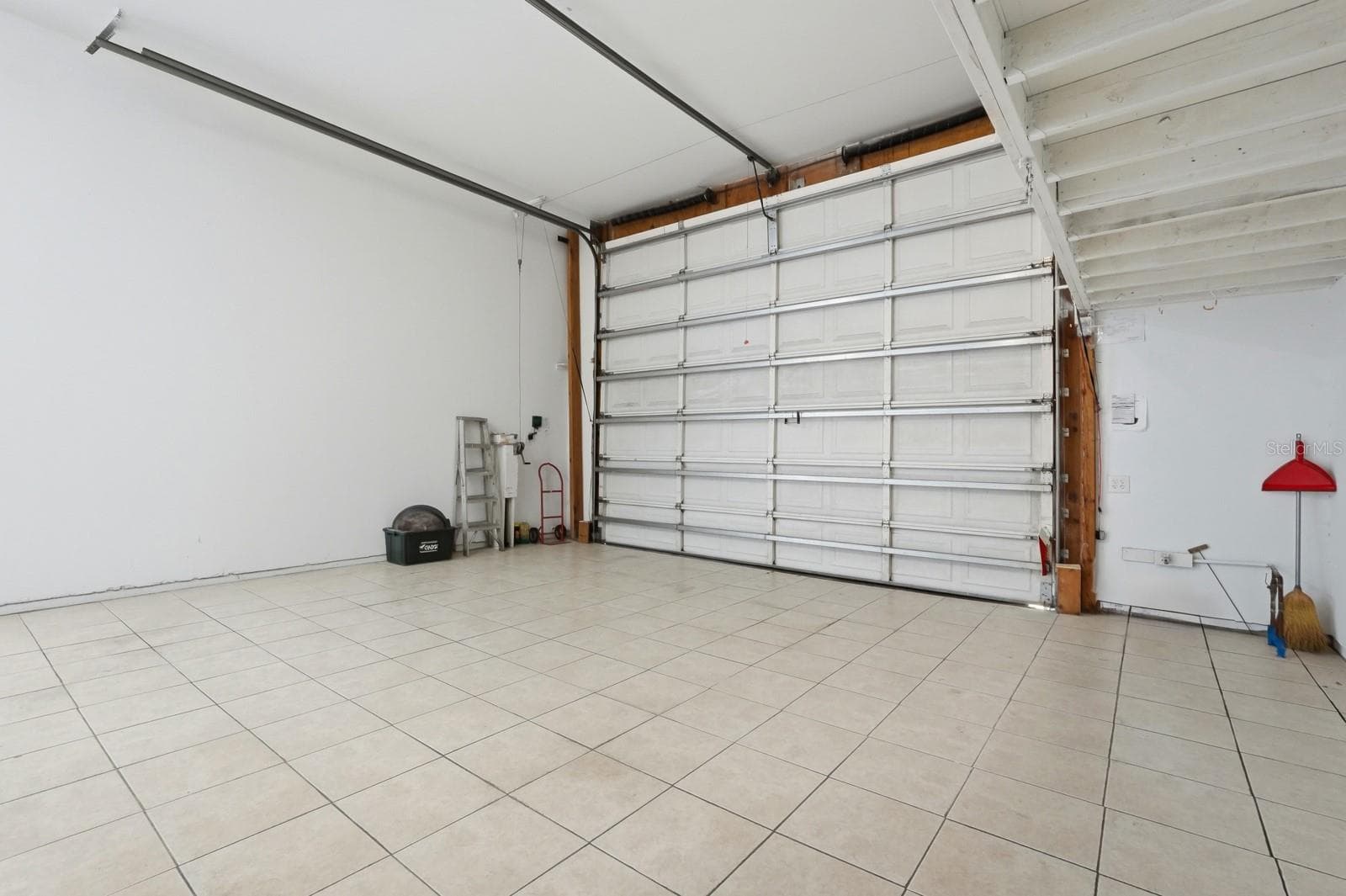 Single Family Residence at 5941 MARVILLE CIR, PORT ORANGE, photo 38 of 51