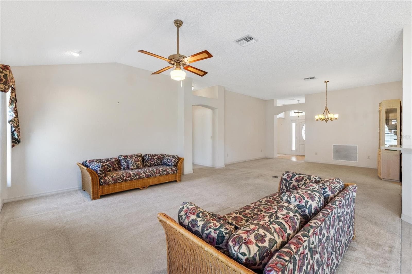 Open Living room and Dining Room - 17723 SE 81ST TIMBERWOOD TERRACE, THE VILLAGES