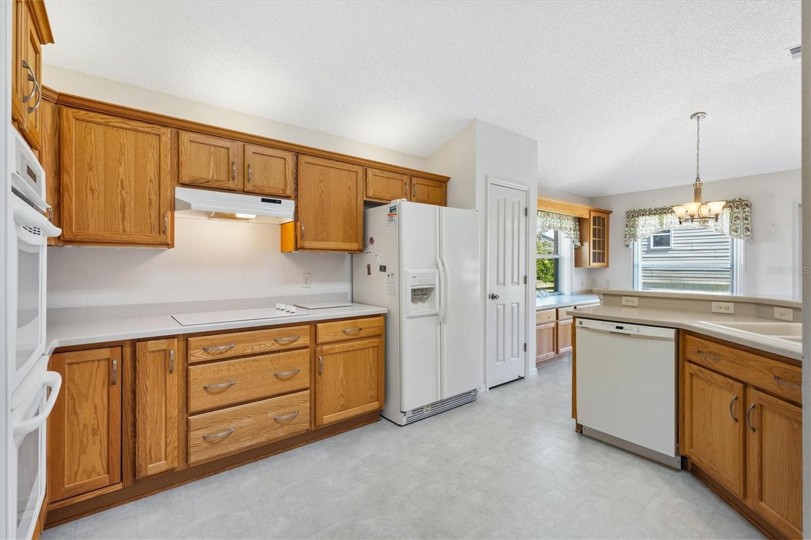 Single Family Residence at 17723 SE 81ST TIMBERWOOD TERRACE, THE VILLAGES, photo 8 of 23