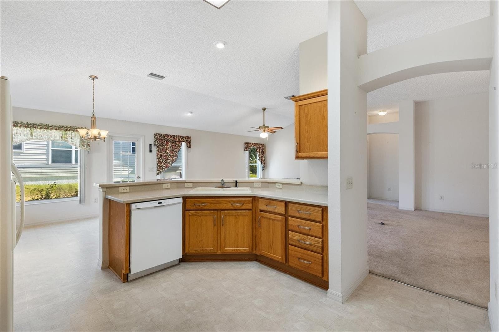 Single Family Residence at 17723 SE 81ST TIMBERWOOD TERRACE, THE VILLAGES, photo 9 of 23