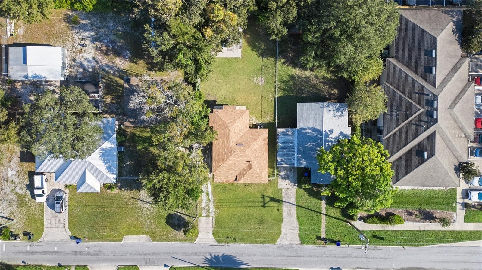 Single Family Residence at 402 TUSCARORA ST, LAKELAND, photo 3 of 27