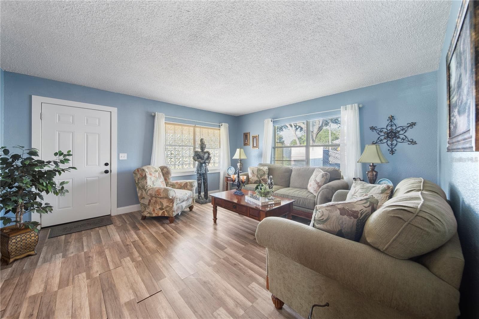 Single Family Residence at 402 TUSCARORA ST, LAKELAND, photo 22 of 27