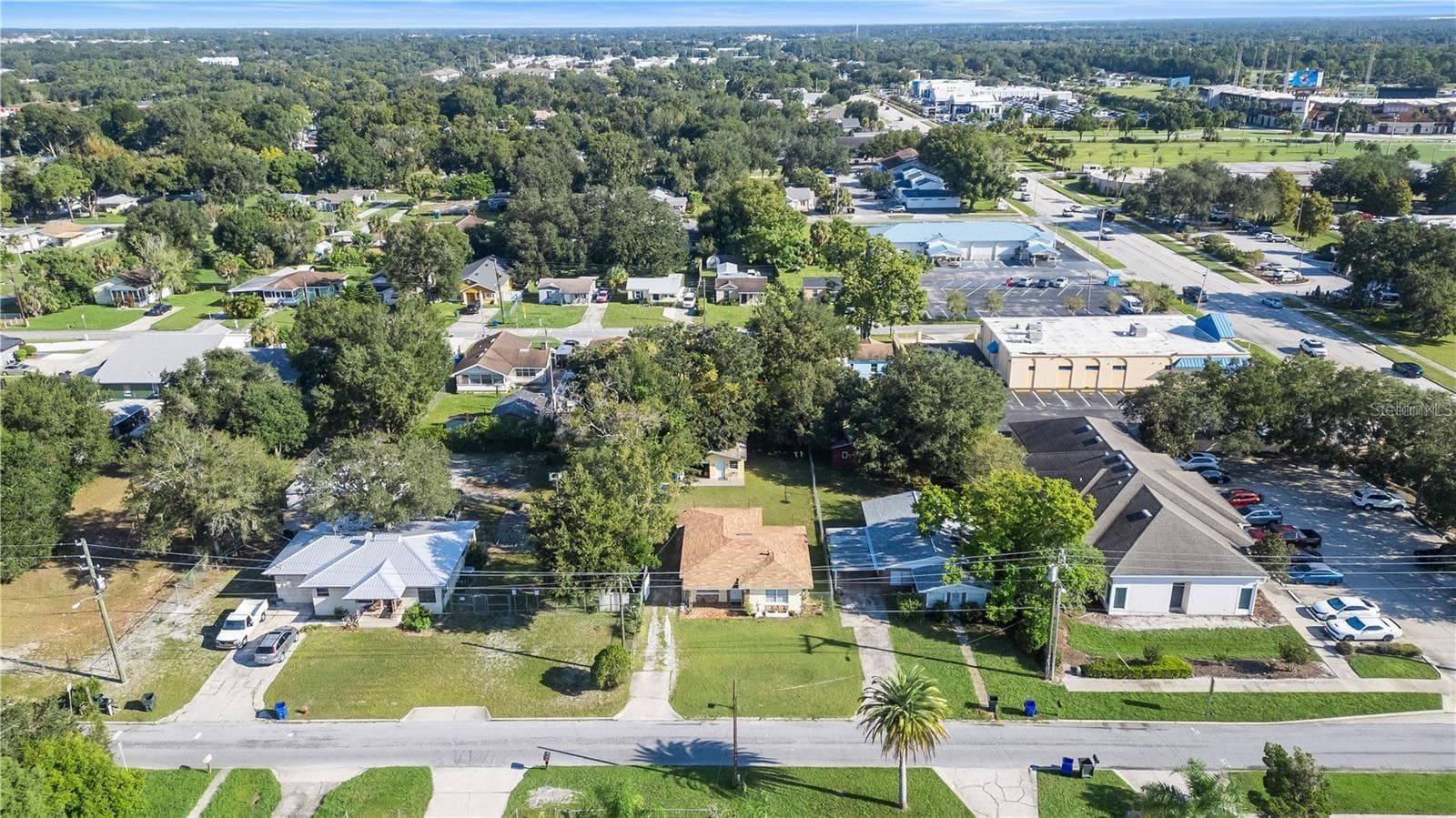 Single Family Residence at 402 TUSCARORA ST, LAKELAND, photo 25 of 27