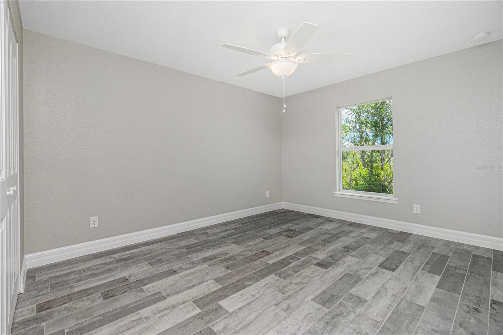 Single Family Residence at 6 BULK CT, PLACIDA, photo 6 of 15