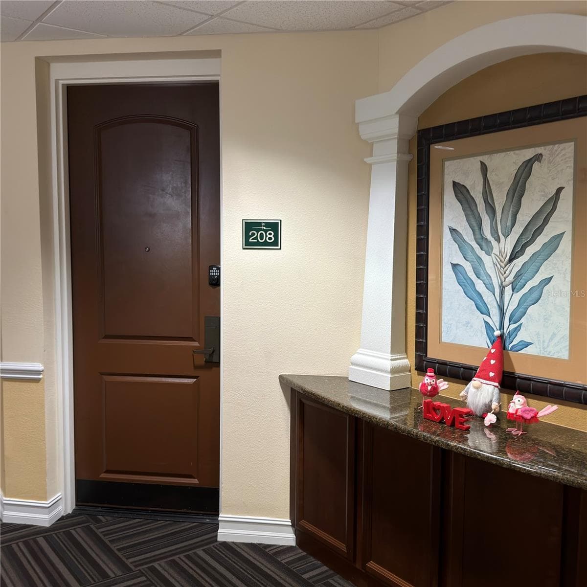 Unit 208 - 13941 CLUBHOUSE DR #208, TAMPA