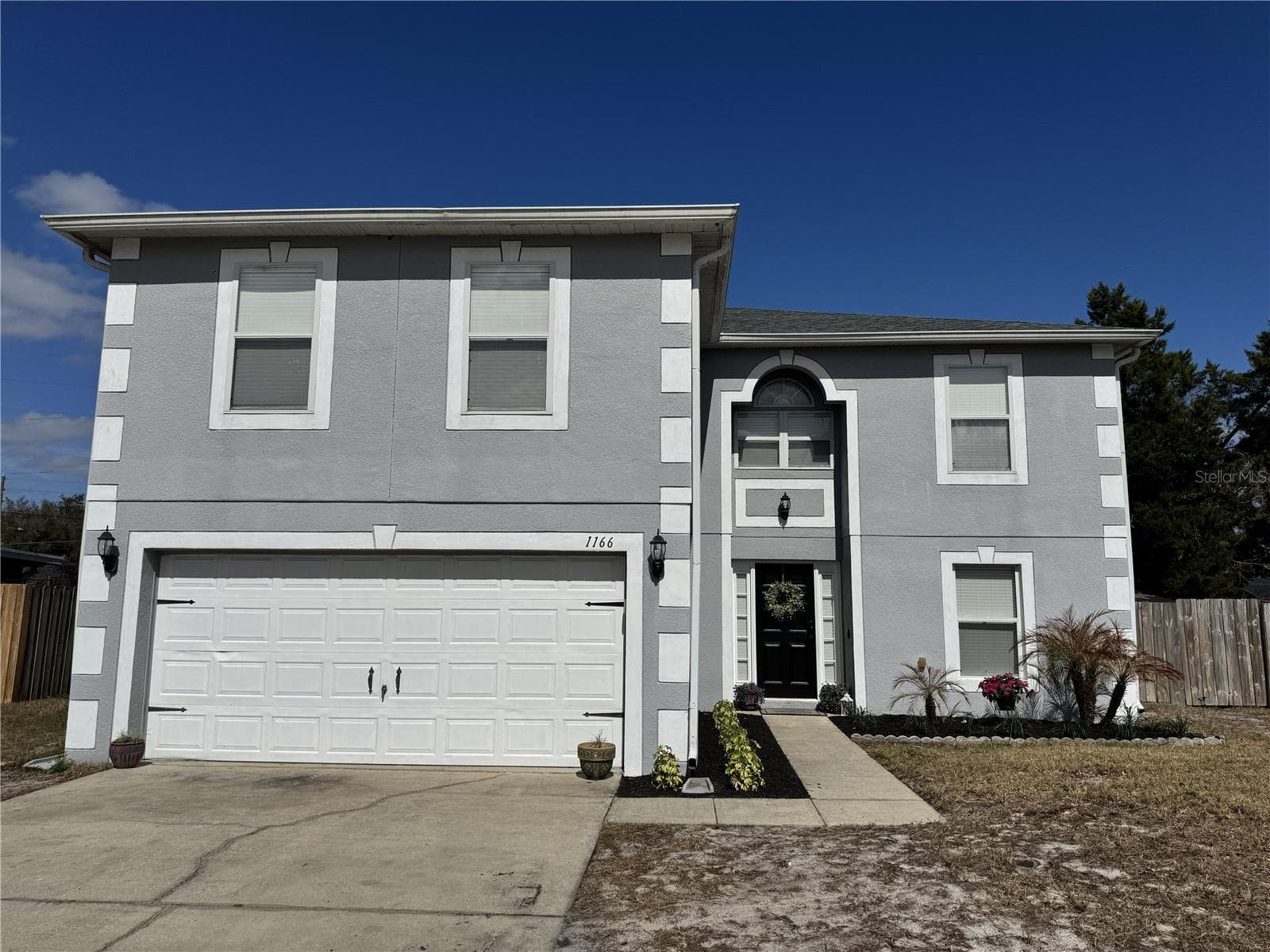 1166 BALFOUR DR