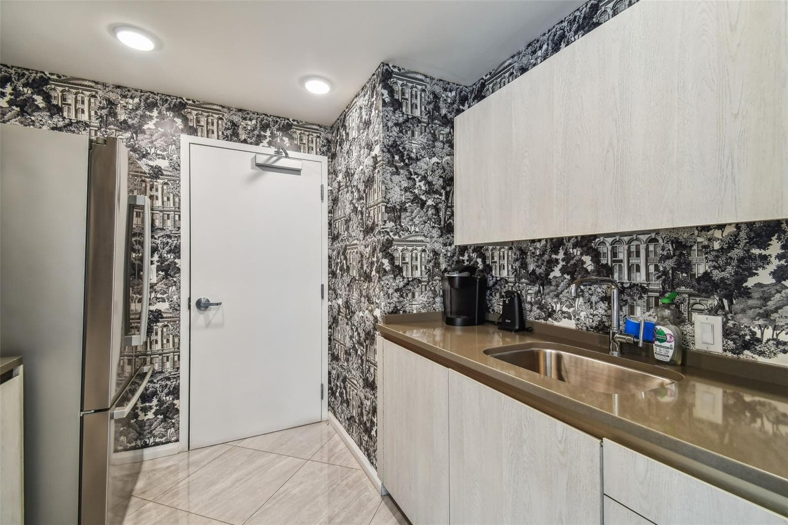Condominium at 2900 W BAY TO BAY BLVD #501, TAMPA, photo 94 of 100