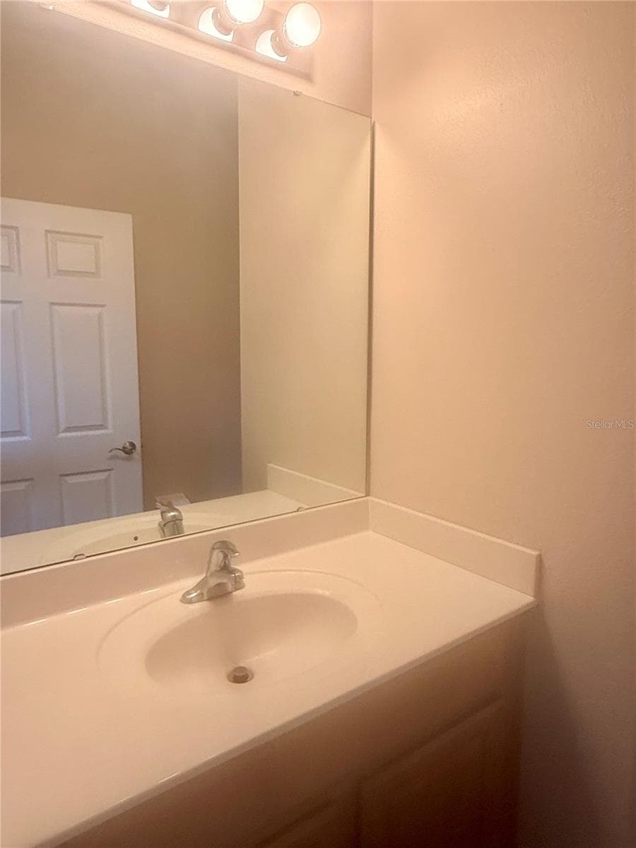 Townhouse at 2219 PICO LN, MOUNT DORA, photo 19 of 21