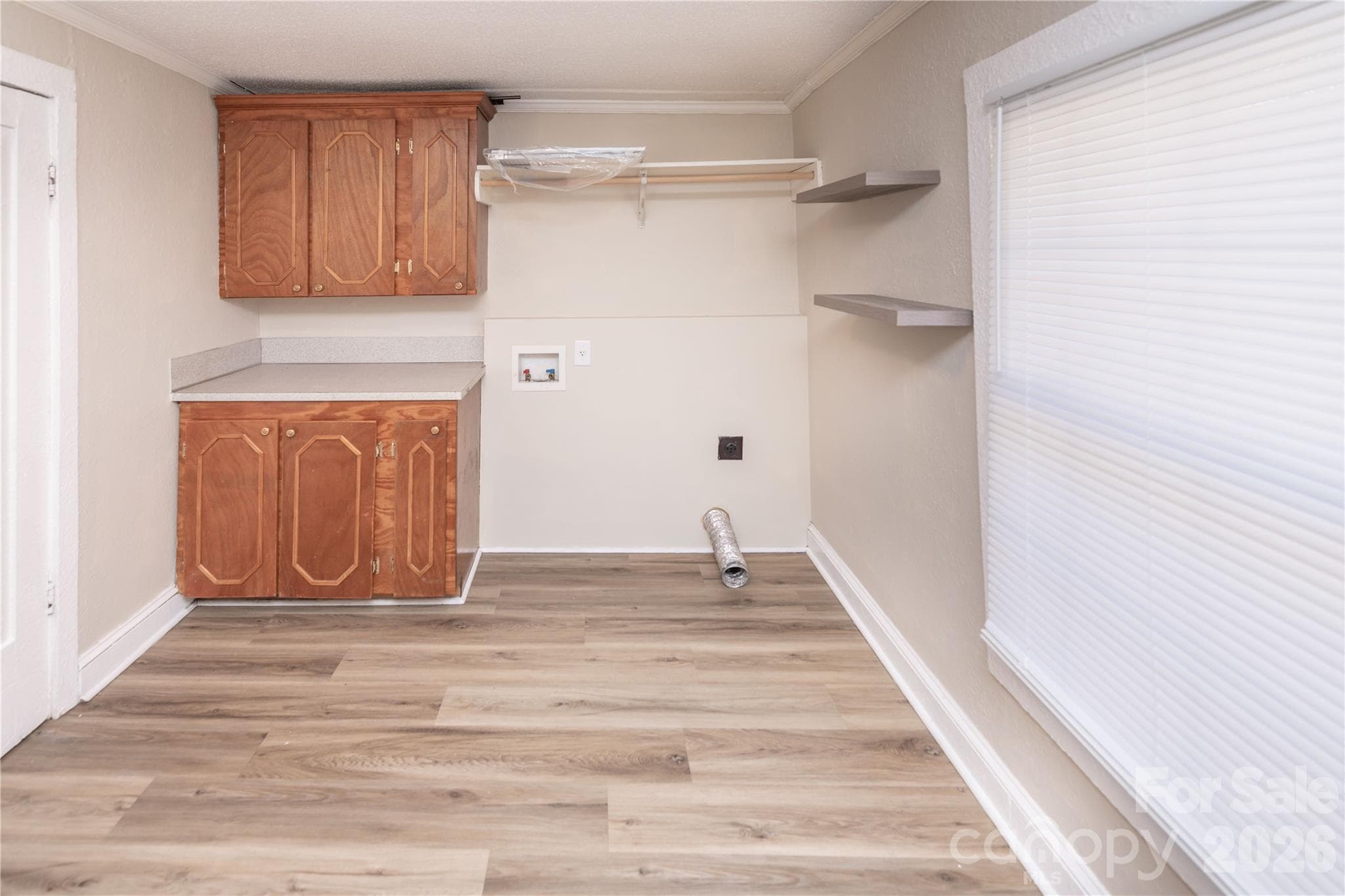 Laundry Room - 470 & 460 S Moose Road, Mount Pleasant
