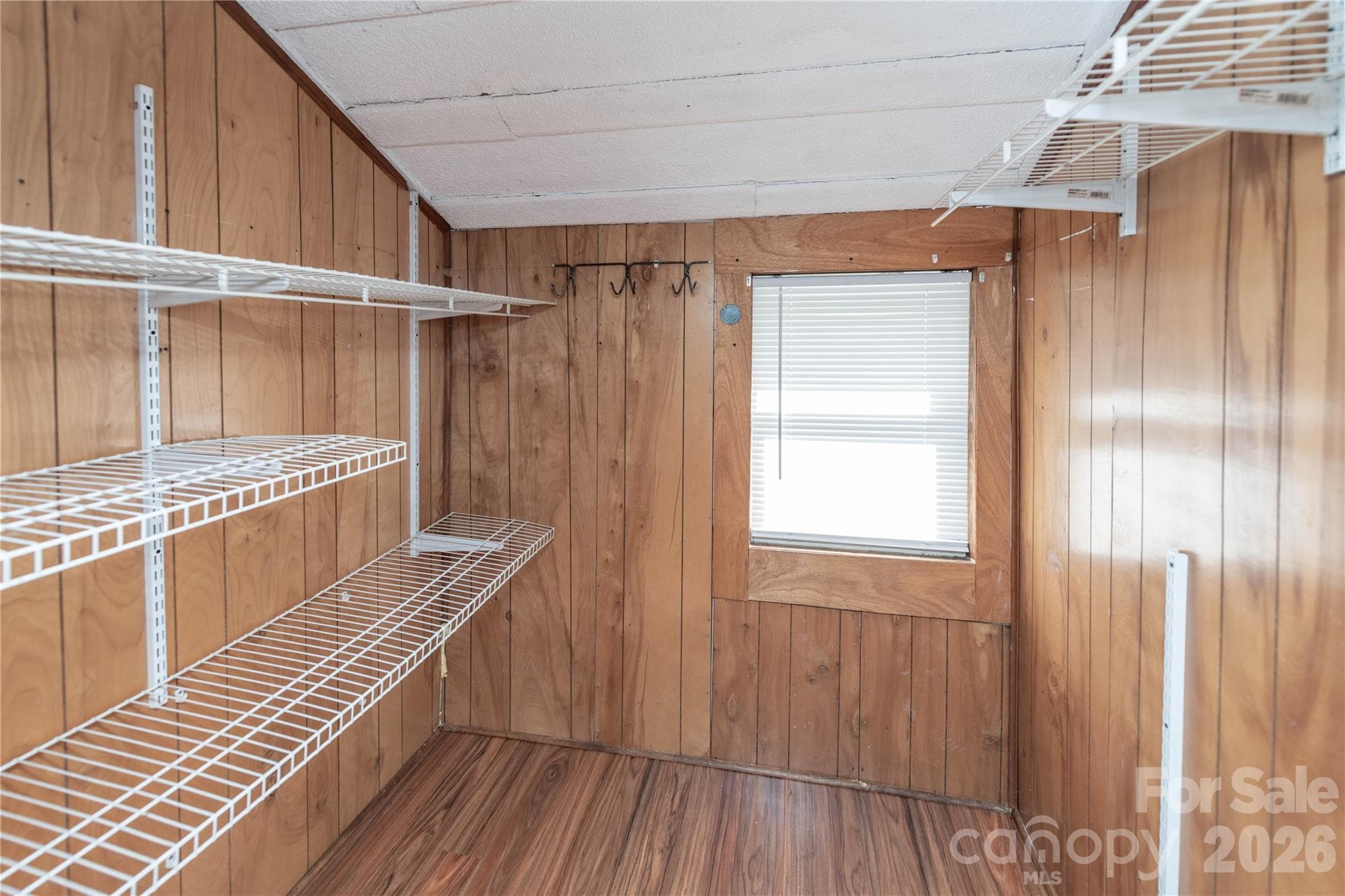 Large upstairs closet - 470 & 460 S Moose Road, Mount Pleasant
