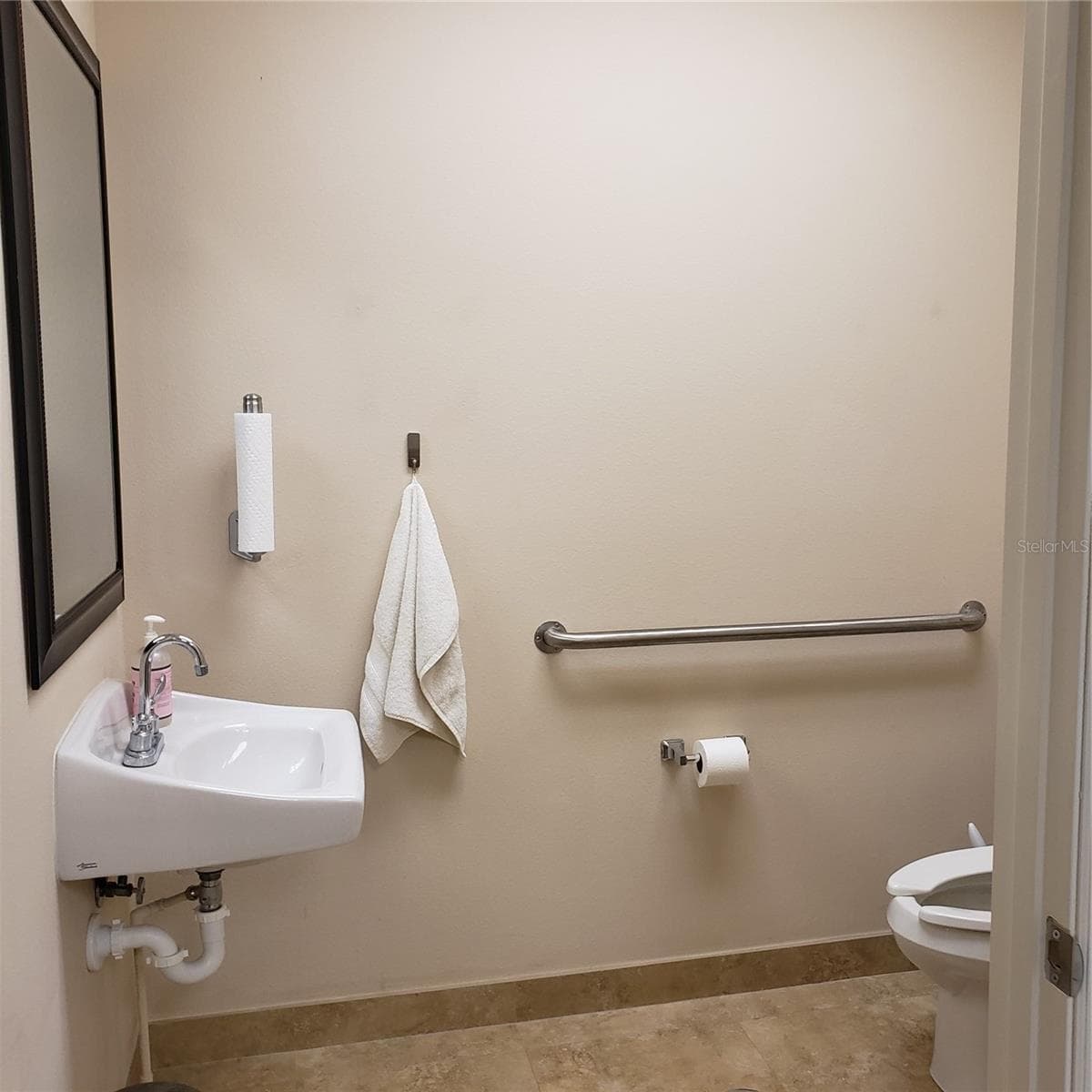 Bathroom - 16013 N FLORIDA AVE, LUTZ