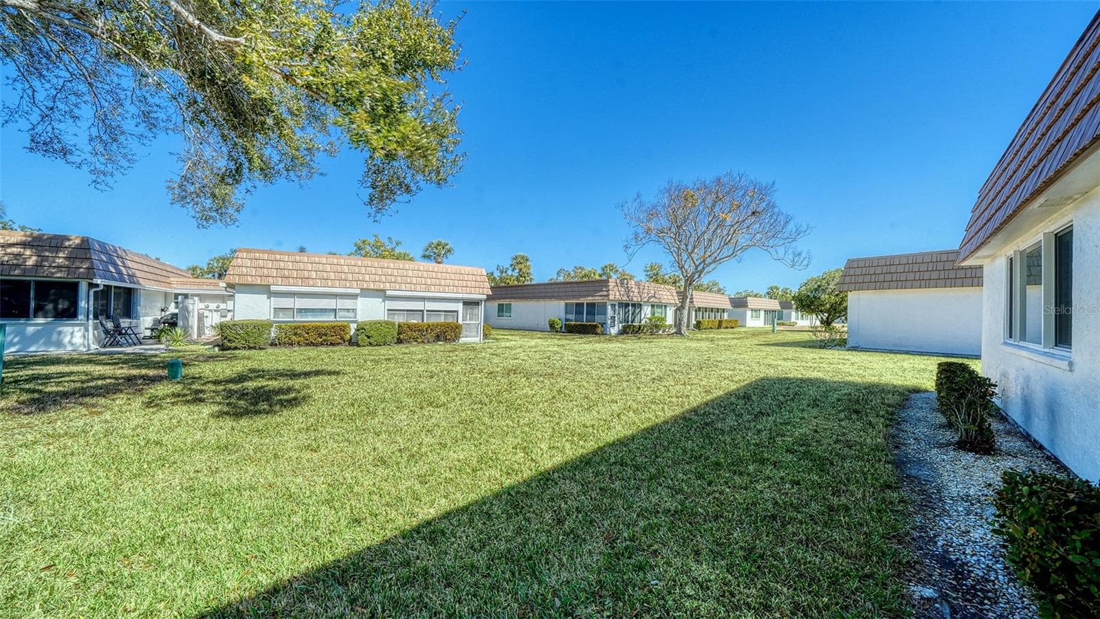 Villa at 2721 RIVERBLUFF PL #V-50, SARASOTA, photo 26 of 66