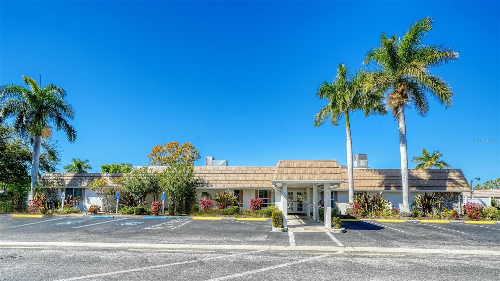 Villa at 2721 RIVERBLUFF PL #V-50, SARASOTA, photo 32 of 66