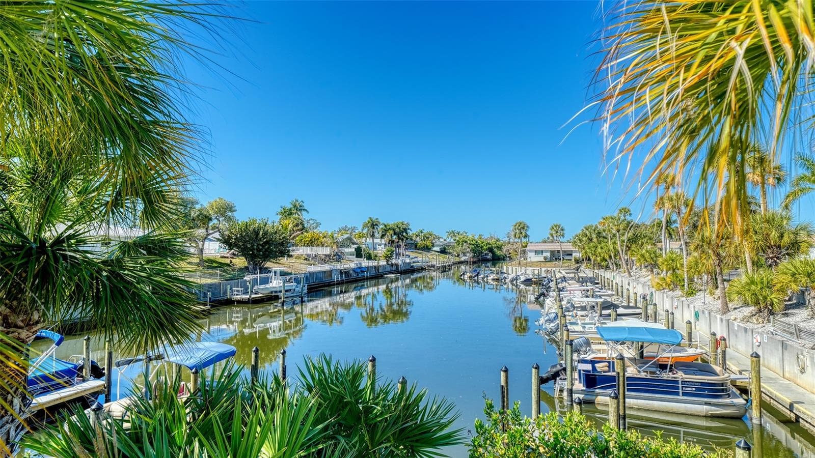 Villa at 2721 RIVERBLUFF PL #V-50, SARASOTA, photo 47 of 66