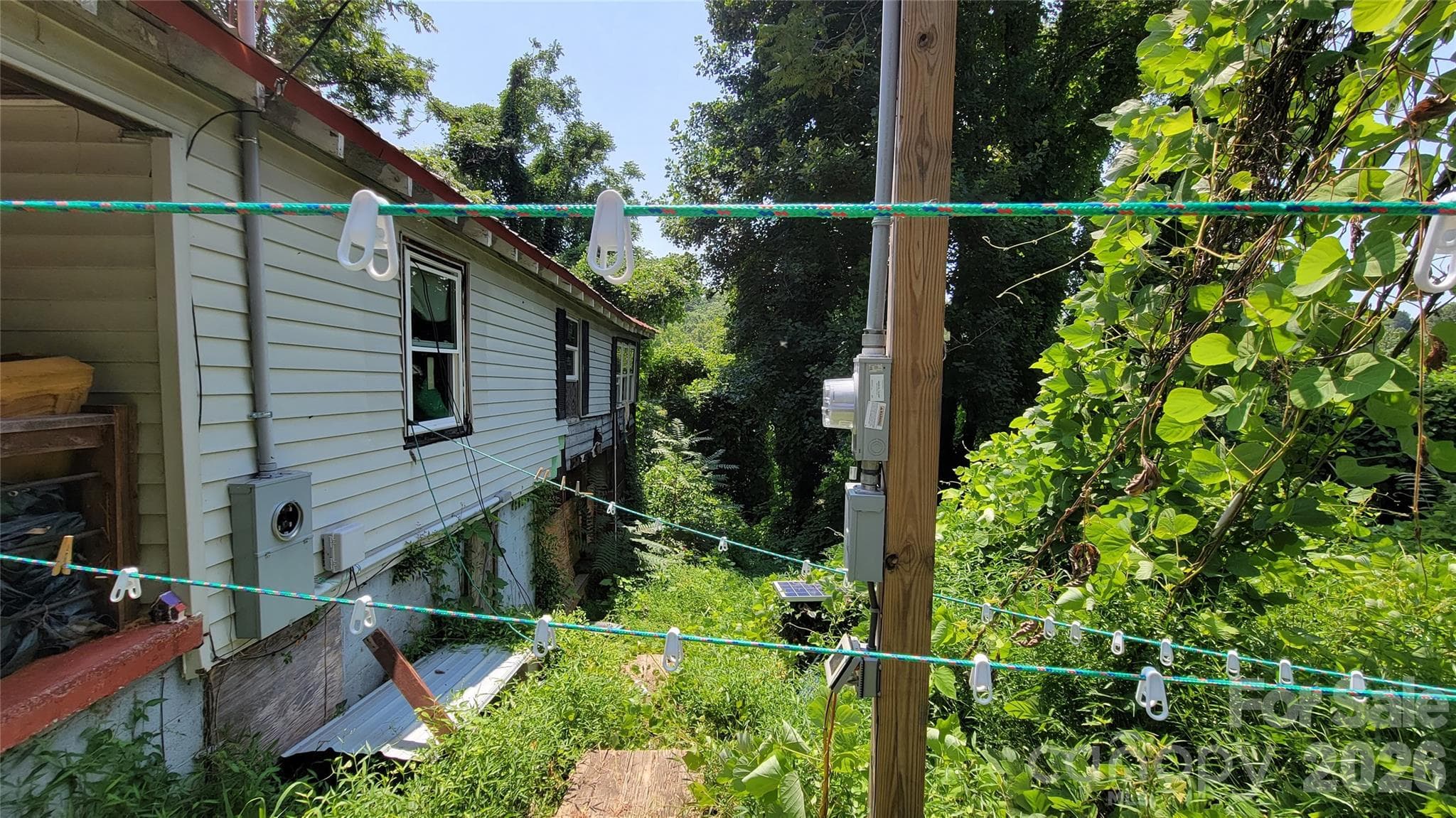 right of structure - 160 Cleveland Road, Tryon
