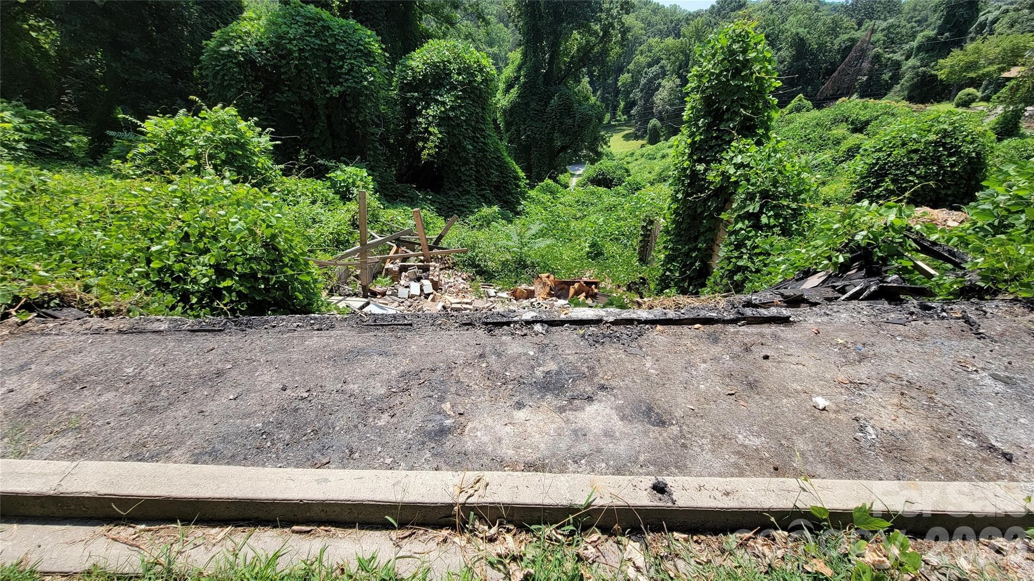 Right lot - 160 Cleveland Road, Tryon