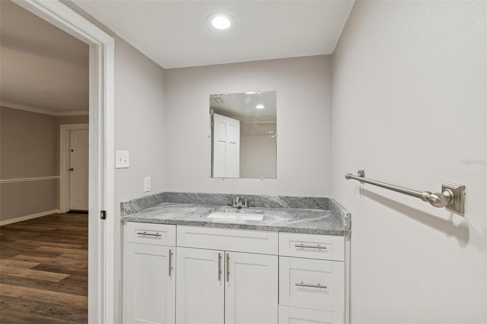 Single Family Residence at 308 BRENTWOOD DR, TEMPLE TERRACE, photo 11 of 39