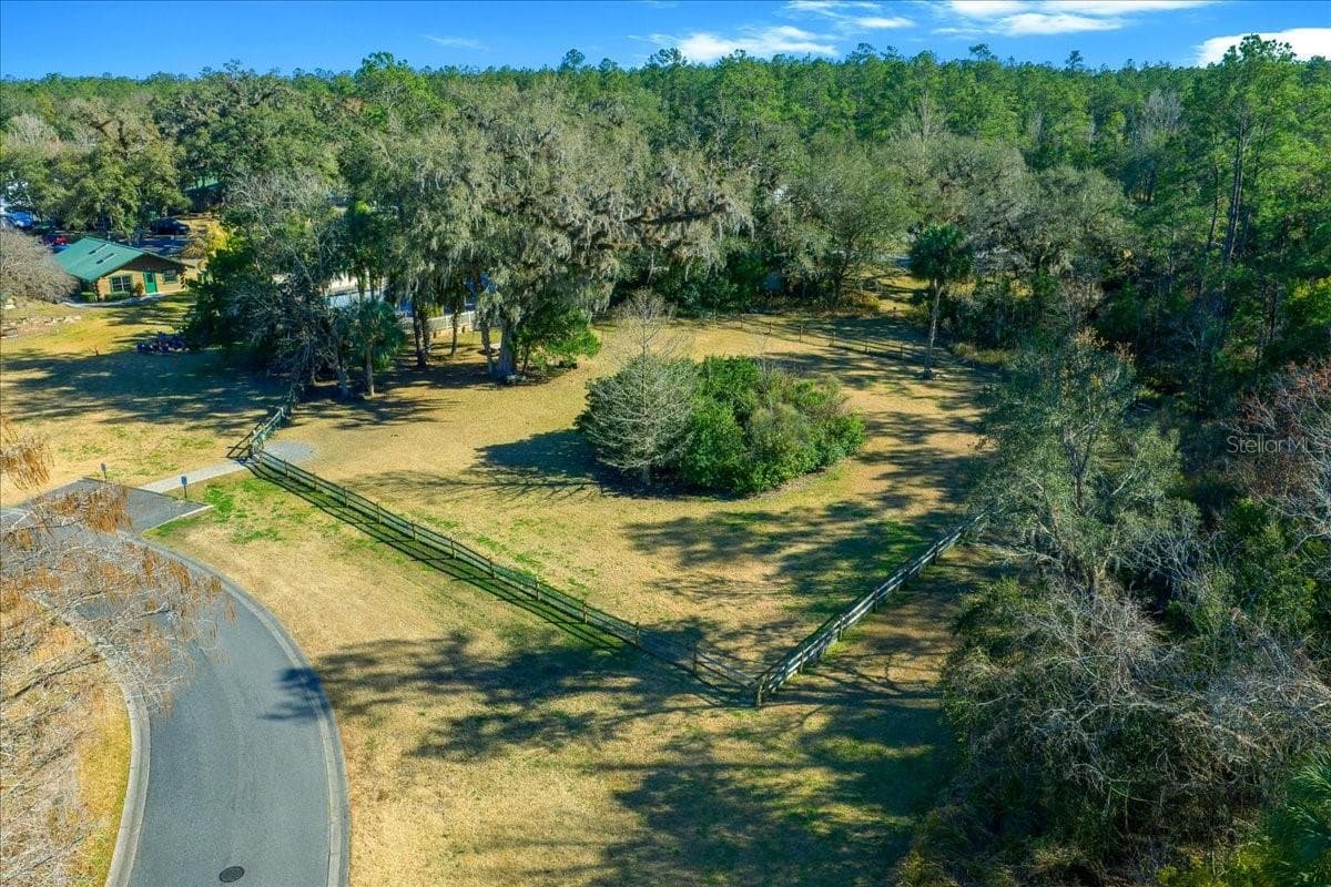 Fenced Dog Park - 3259 NE 102ND AVENUE RD, SILVER SPRINGS