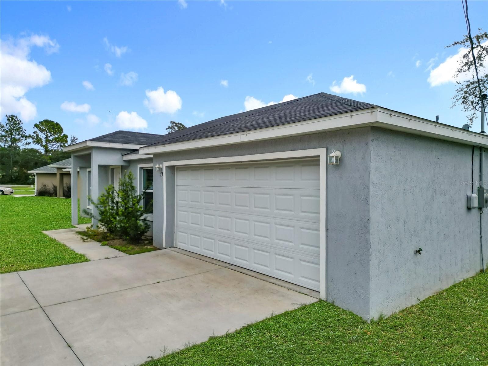 Single Family Residence at 178 PINE CRSE, OCALA, photo 2 of 26