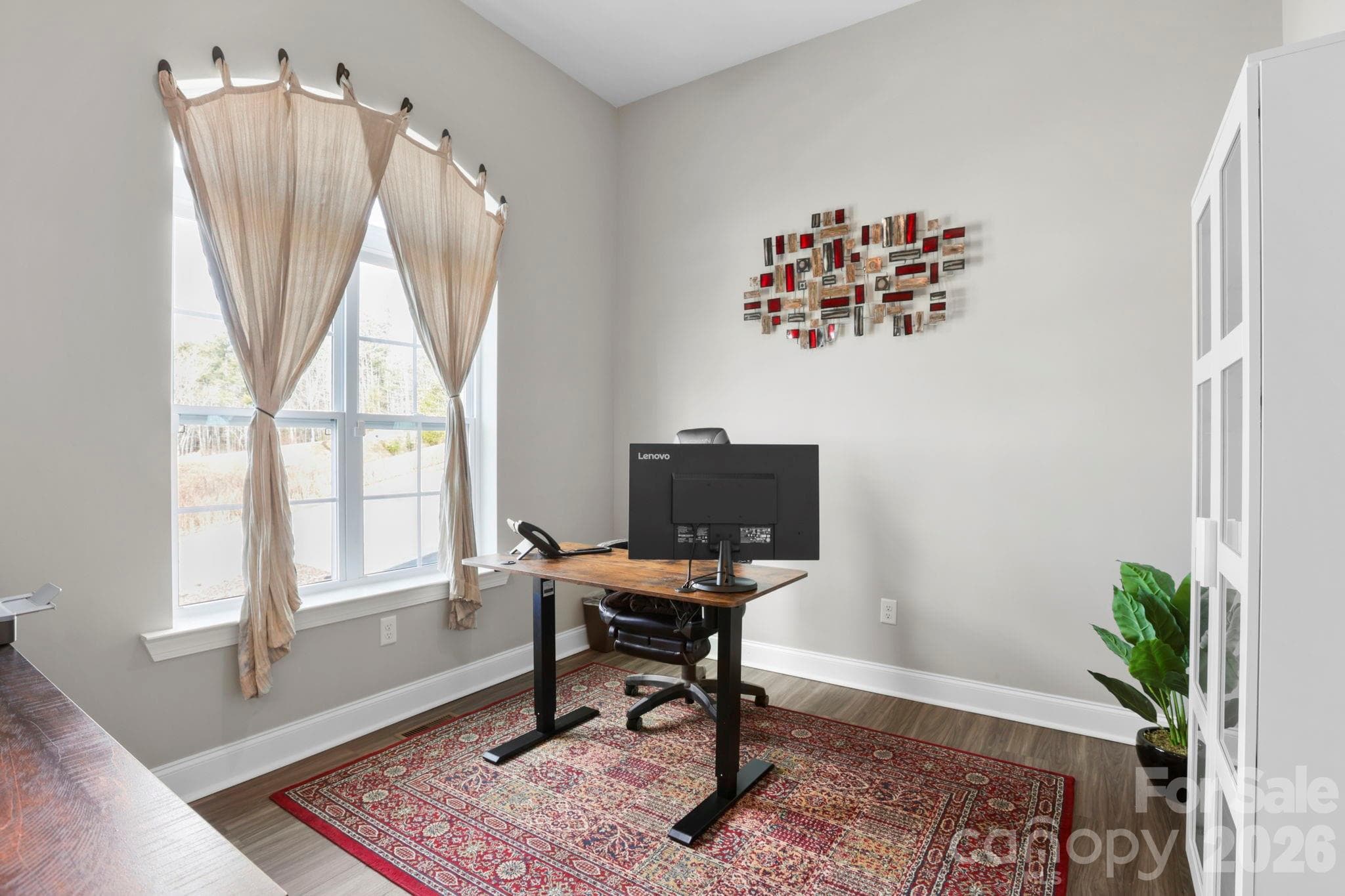 Single Family Residence at 258 Crystal Heights Drive, Hendersonville, photo 17 of 45