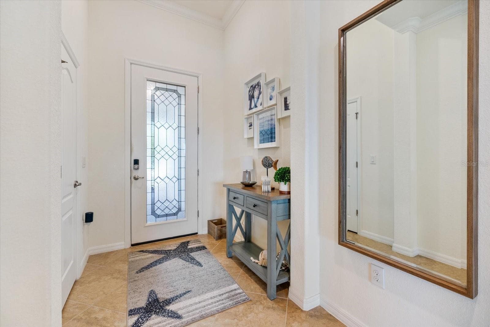 Entryway - 19393 CRUISE DR, VENICE