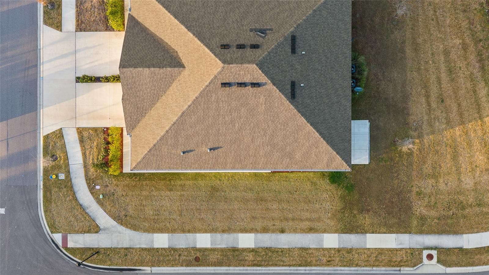 Villa at 8498 BOLD CYPRESS LN, WESLEY CHAPEL, photo 39 of 48
