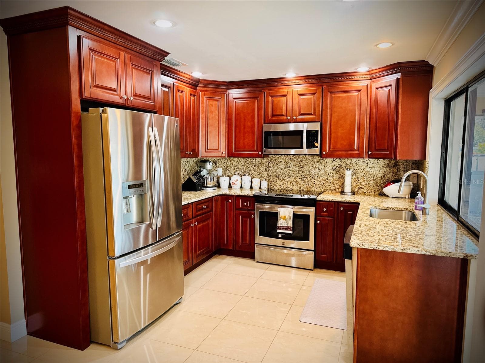Single Family Residence at 6512 MANILA PALM WAY, APOLLO BEACH, photo 18 of 44