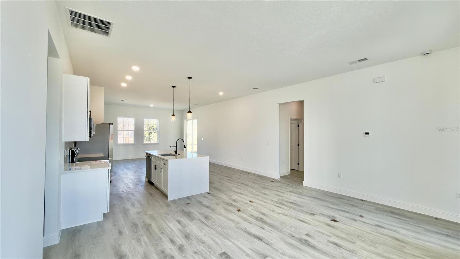 Single Family Residence at 11591 SW 59TH TER, OCALA, photo 7 of 34