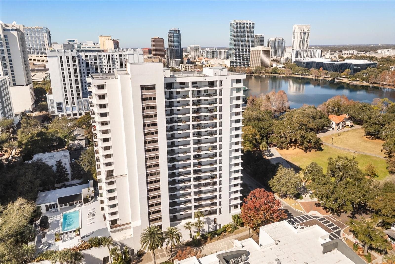 Condominium at 530 E CENTRAL BLVD #1901, ORLANDO, photo 3 of 56