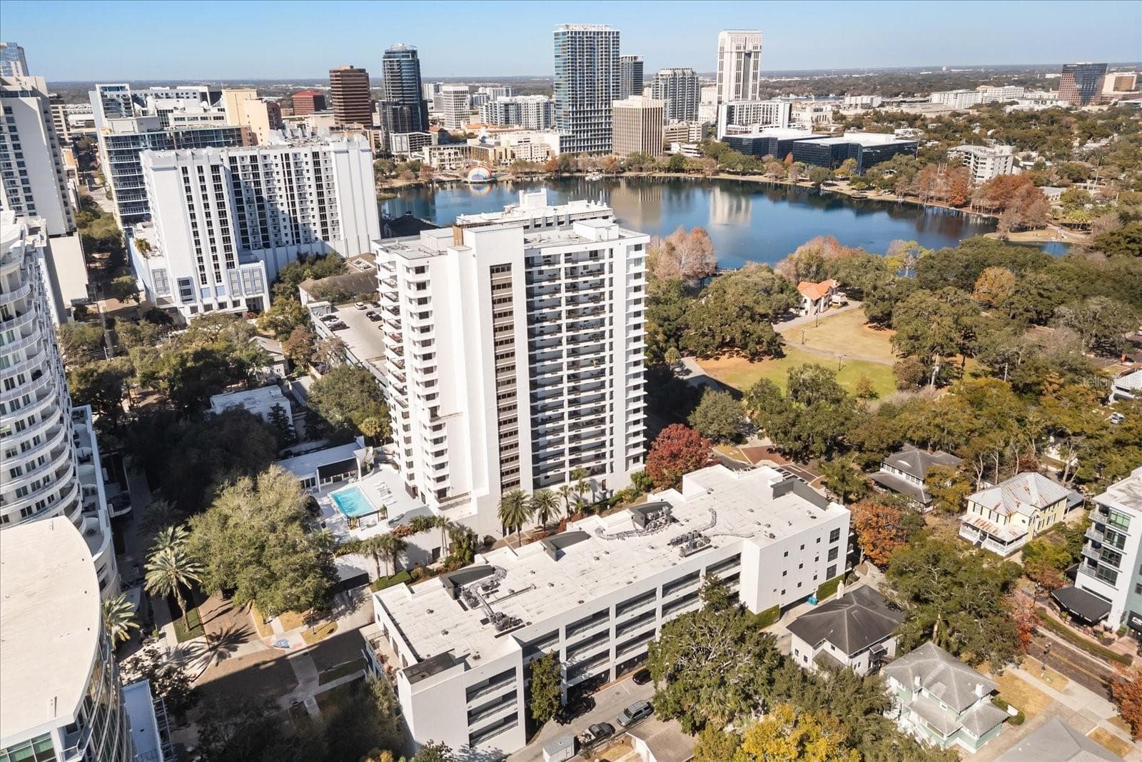 Condominium at 530 E CENTRAL BLVD #1901, ORLANDO, photo 4 of 56
