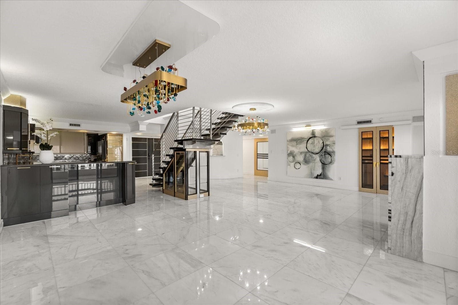Condominium at 530 E CENTRAL BLVD #1901, ORLANDO, photo 12 of 56