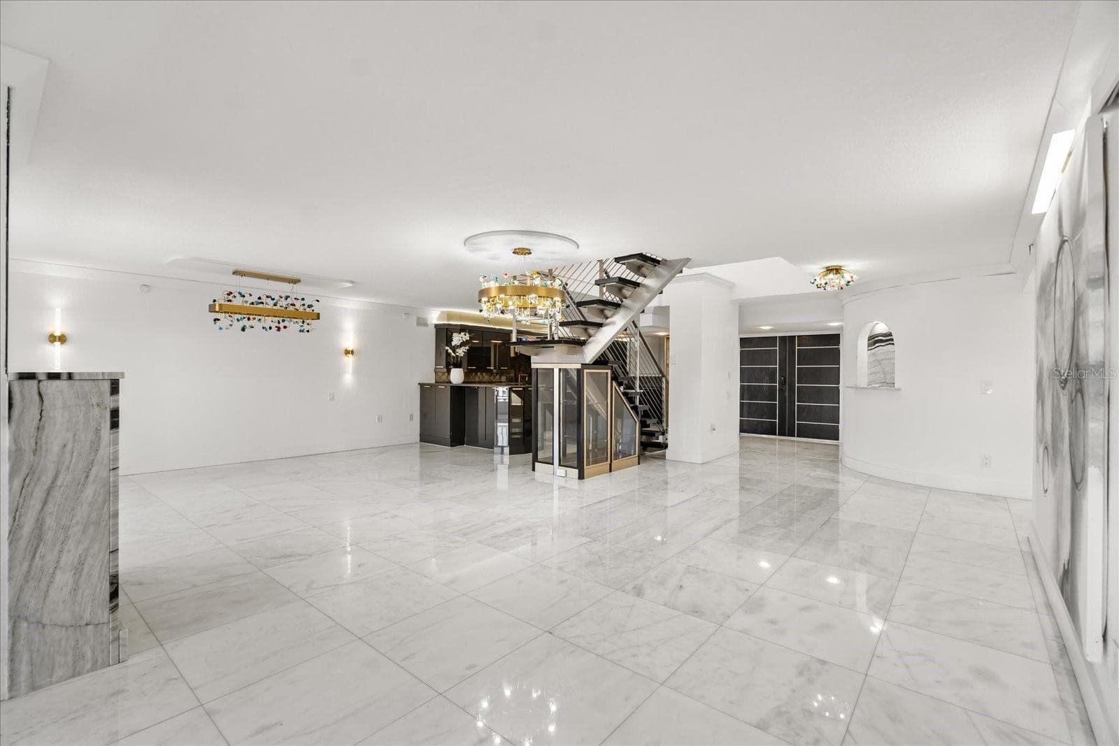Condominium at 530 E CENTRAL BLVD #1901, ORLANDO, photo 14 of 56