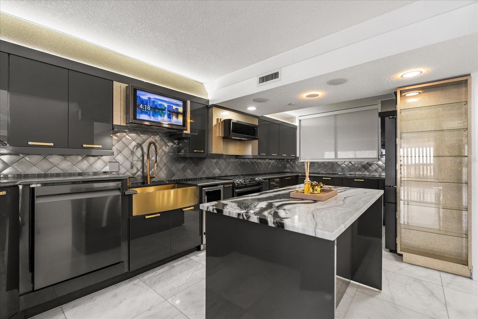 Condominium at 530 E CENTRAL BLVD #1901, ORLANDO, photo 15 of 56