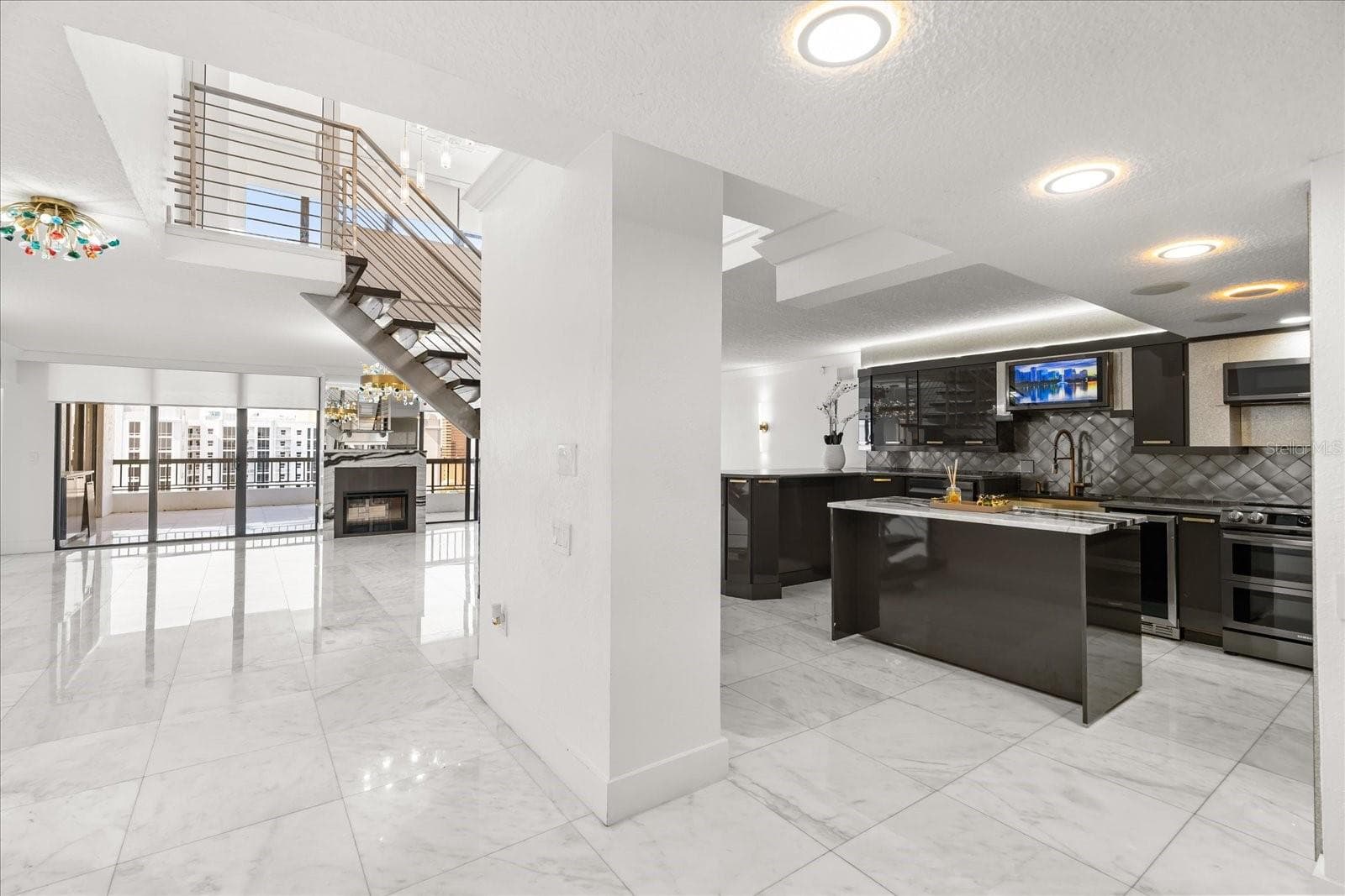 Condominium at 530 E CENTRAL BLVD #1901, ORLANDO, photo 20 of 56