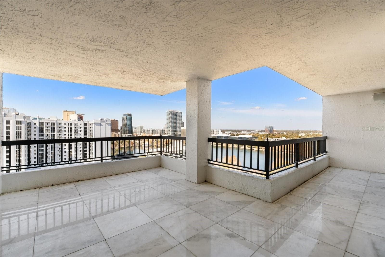 Condominium at 530 E CENTRAL BLVD #1901, ORLANDO, photo 40 of 56