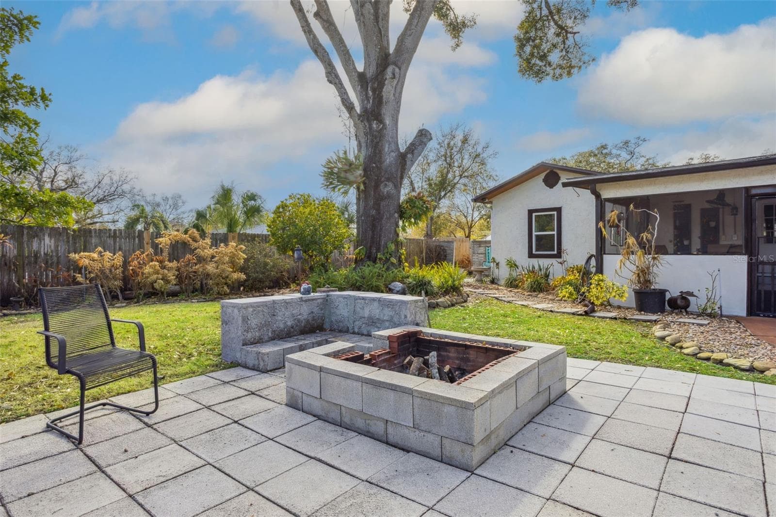 Single Family Residence at 1023 N BASK DR, TAMPA, photo 27 of 36