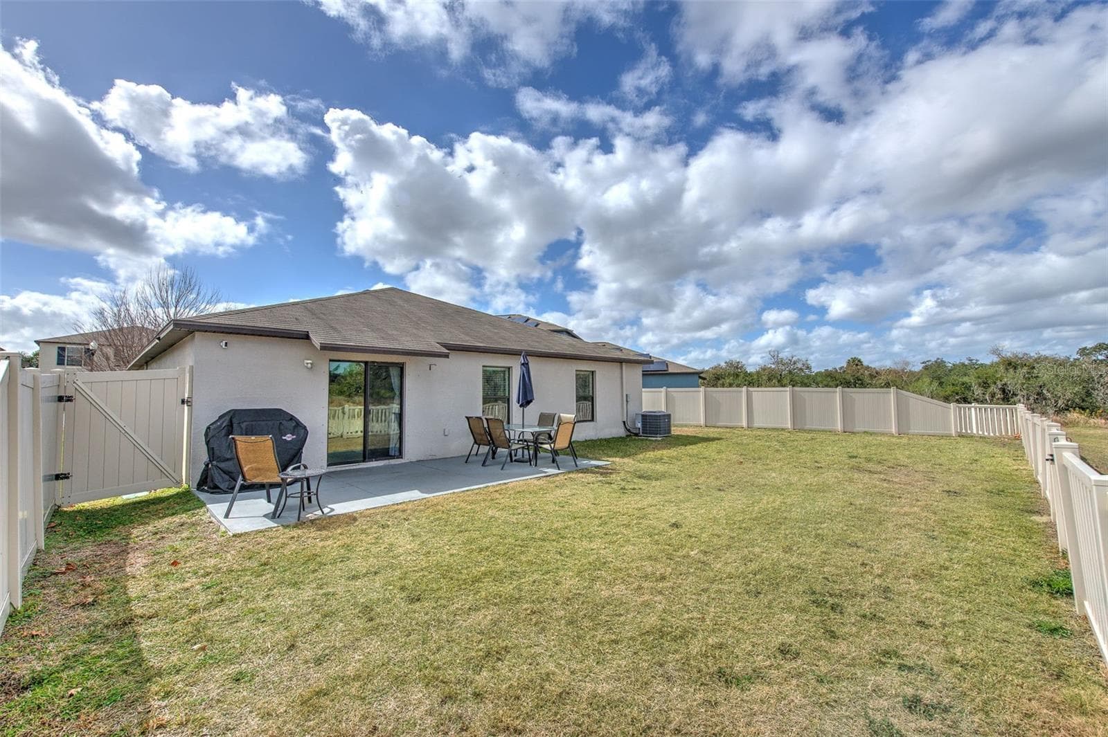 Single Family Residence at 12619 LEMON PEPPER DR, RIVERVIEW, photo 5 of 41
