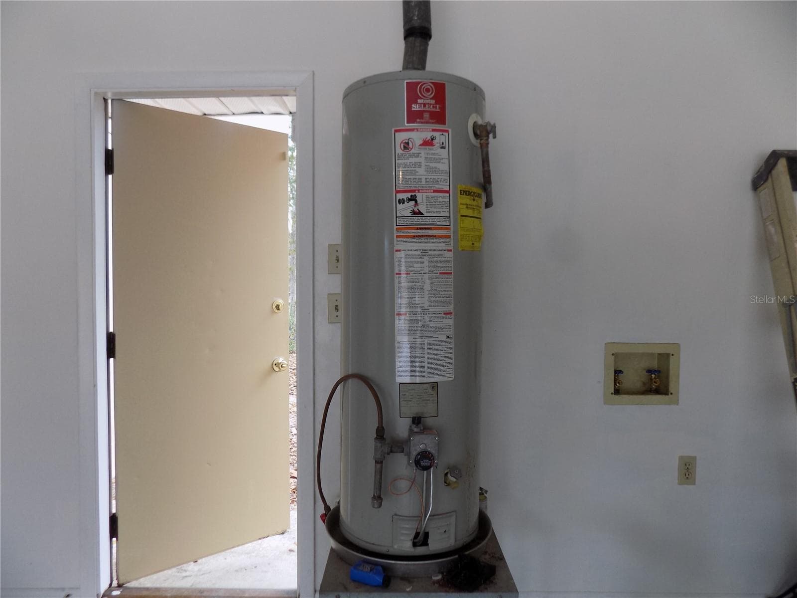 Water heater in garage - 4408 NW 44 PL NW, GAINESVILLE