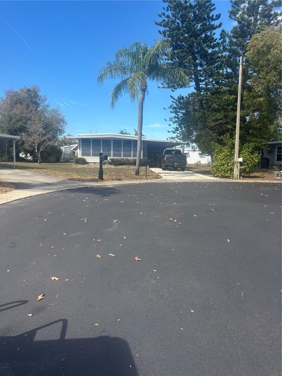 Cul De Sac - 105 FREEDOM CT #30, PALM HARBOR
