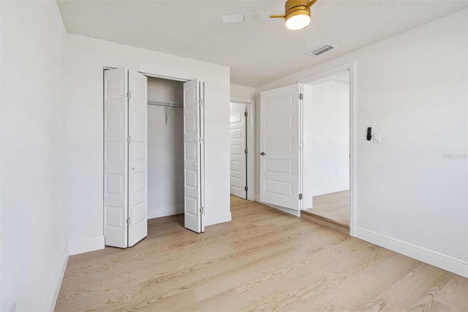 Single Family Residence at 7910 W POWHATAN AVE, TAMPA, photo 52 of 98