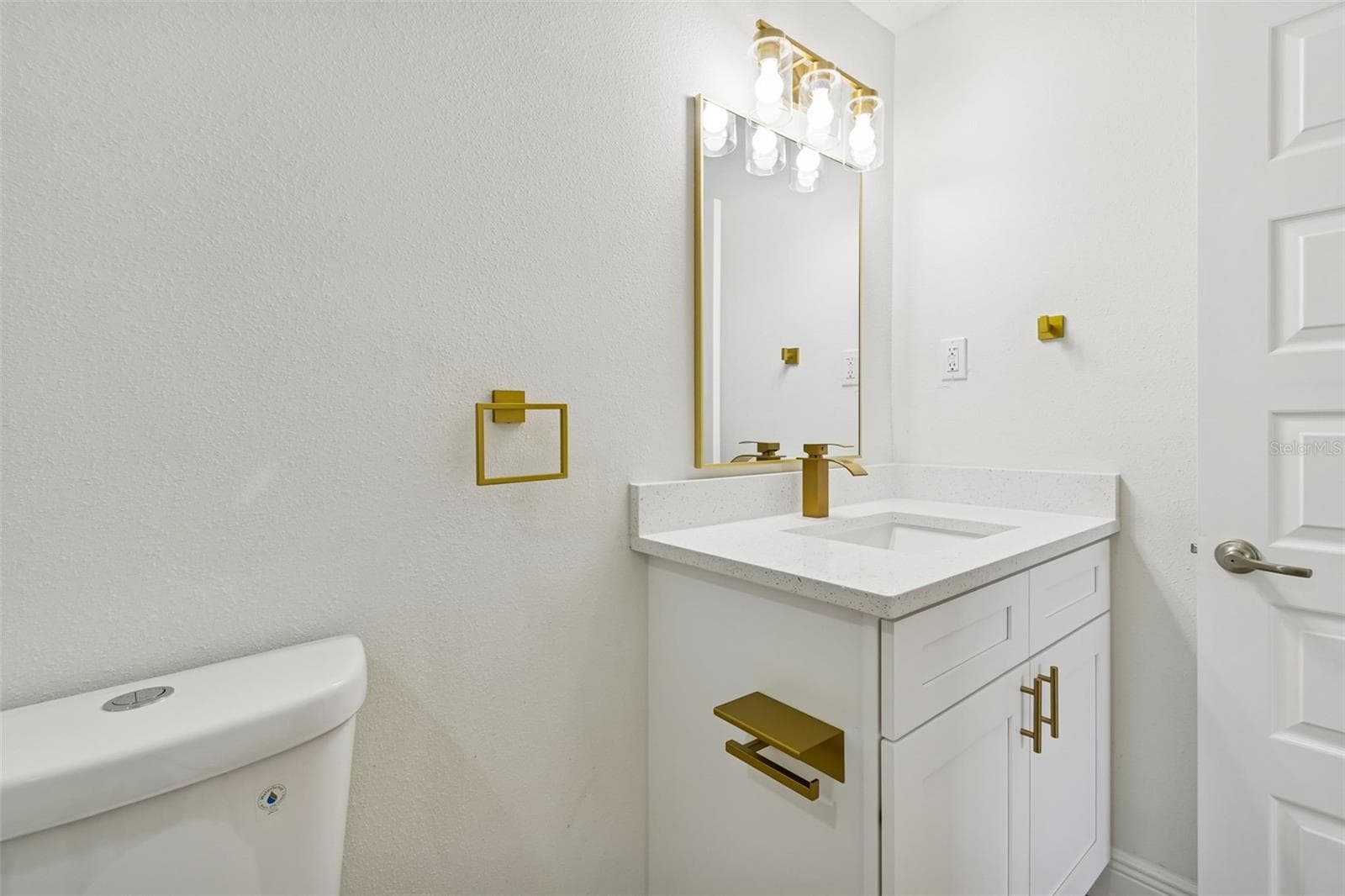 Single Family Residence at 7910 W POWHATAN AVE, TAMPA, photo 56 of 98