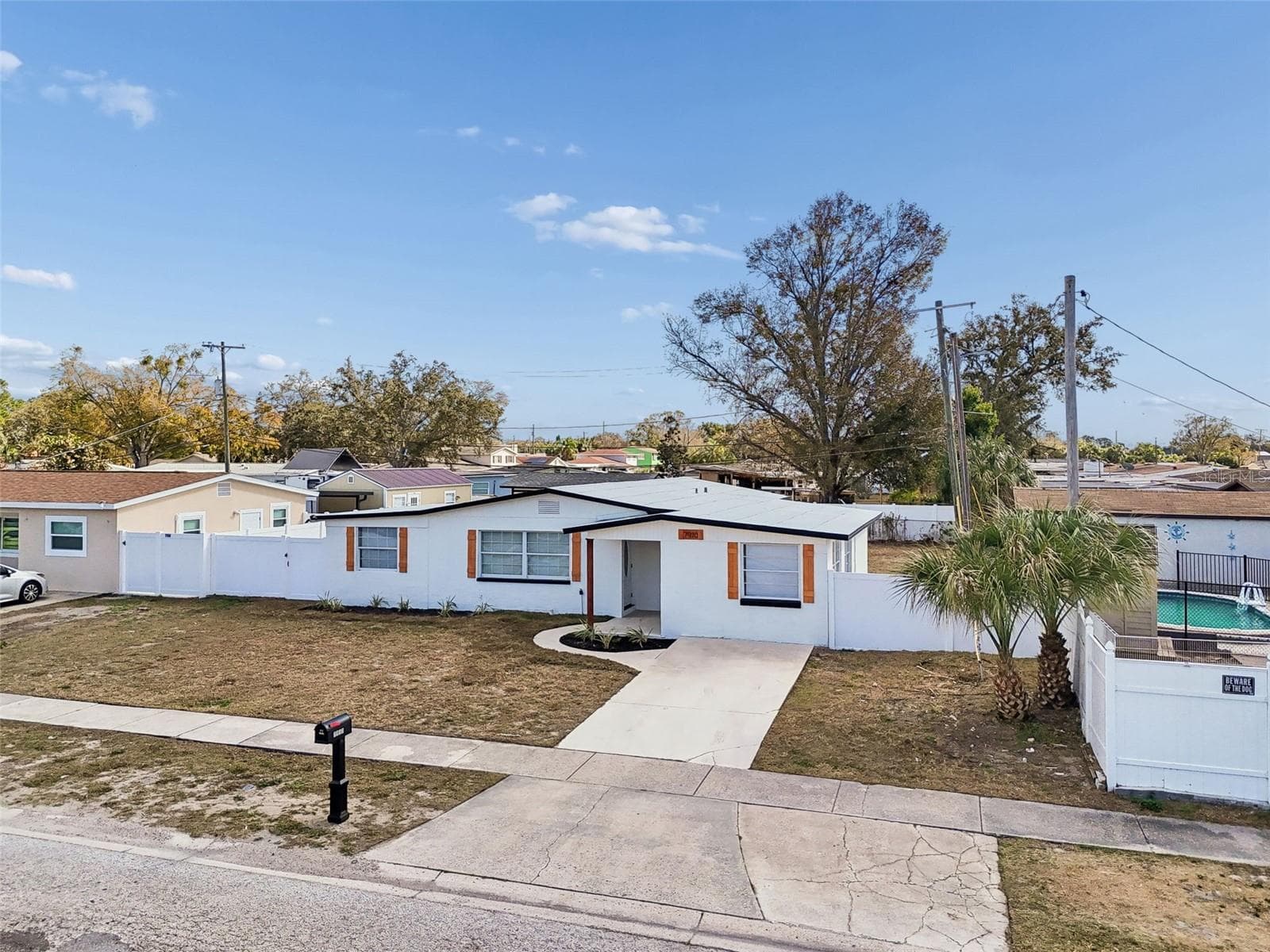 Single Family Residence at 7910 W POWHATAN AVE, TAMPA, photo 88 of 98