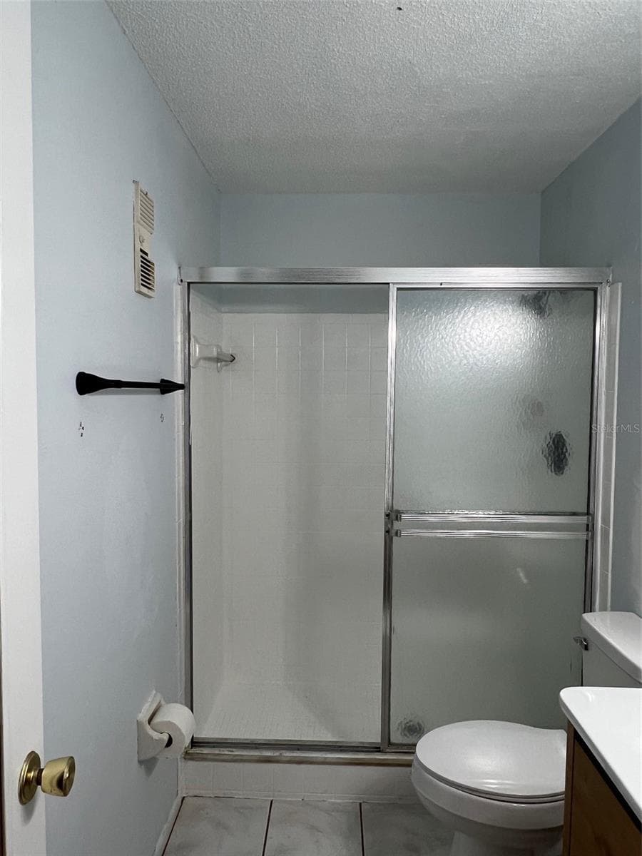 PRIMARY BATHROOM - 7951 58TH AVE N #207, ST PETERSBURG