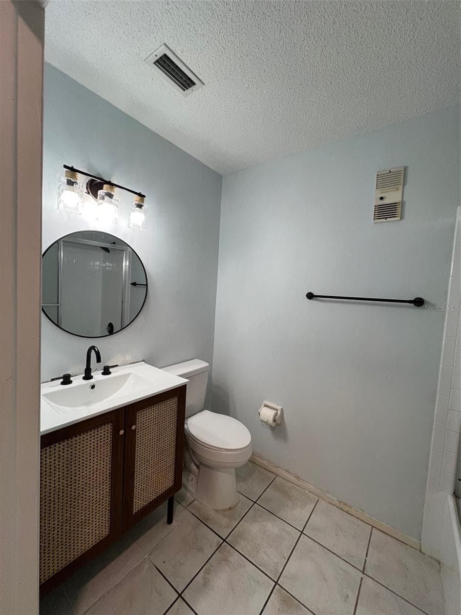 HALLWAY BATHROOM - 7951 58TH AVE N #207, ST PETERSBURG