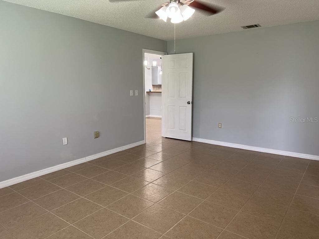 Single Family Residence at 116 TALAVERA LN, KISSIMMEE, photo 9 of 18