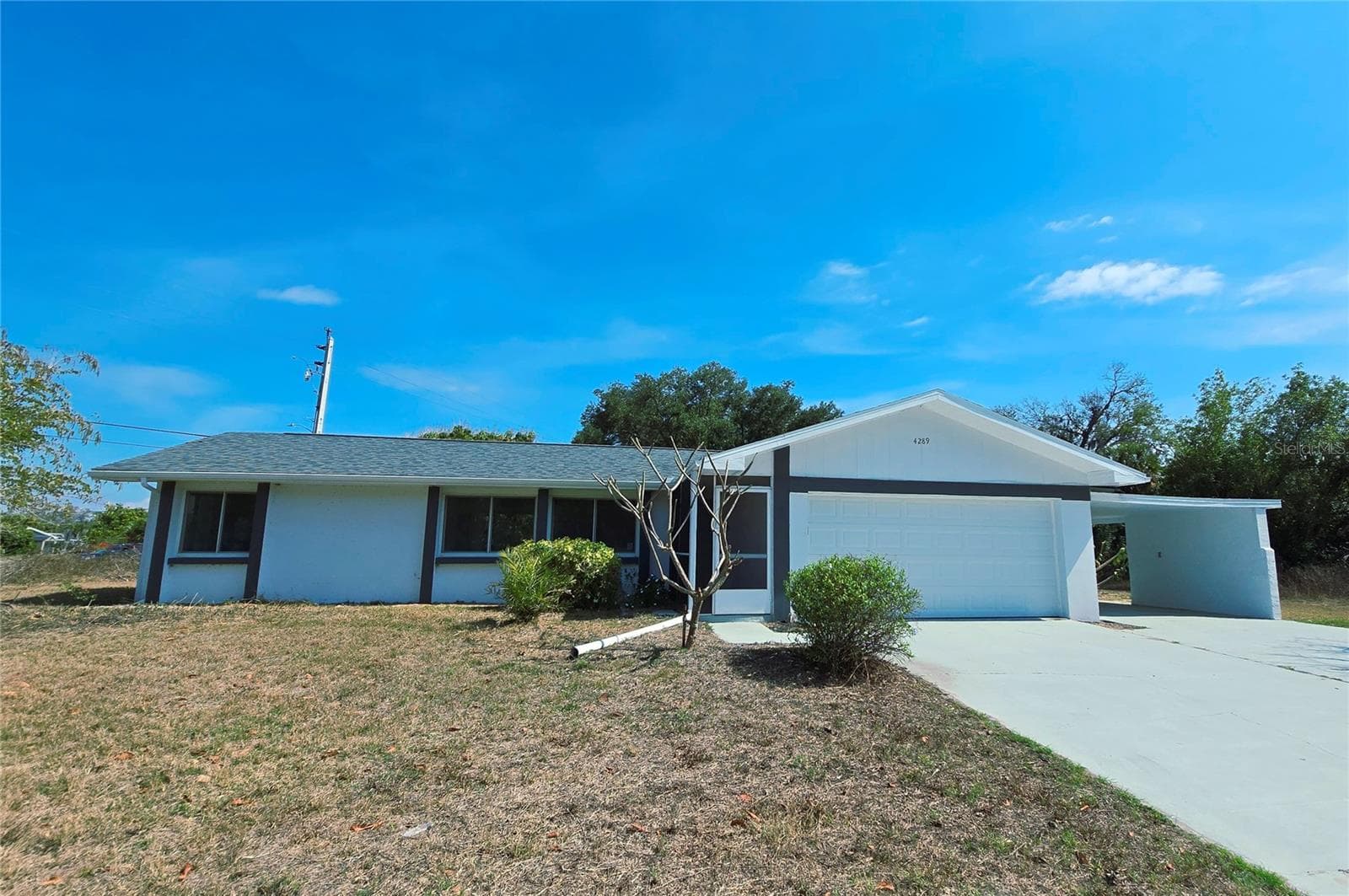 4289 YUCATAN CIR