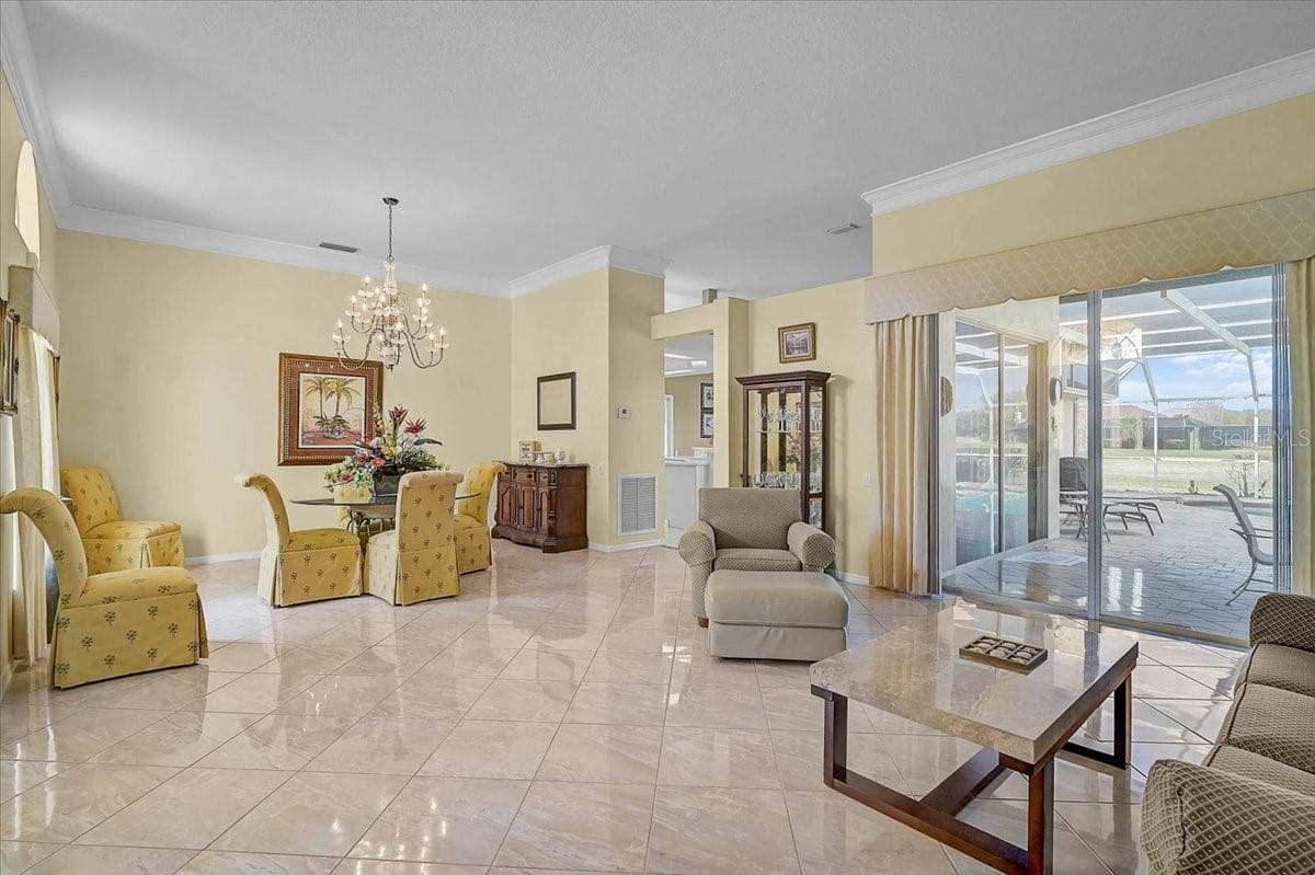 Single Family Residence at 5072 KILTY CT E, BRADENTON, photo 5 of 38