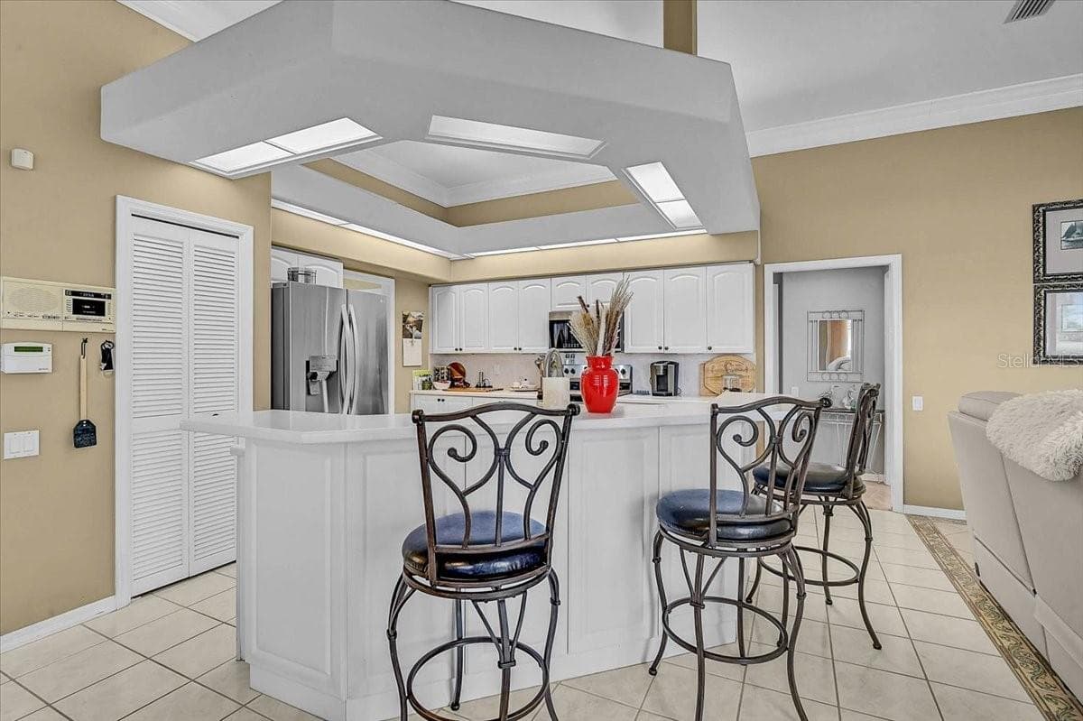 Single Family Residence at 5072 KILTY CT E, BRADENTON, photo 13 of 38