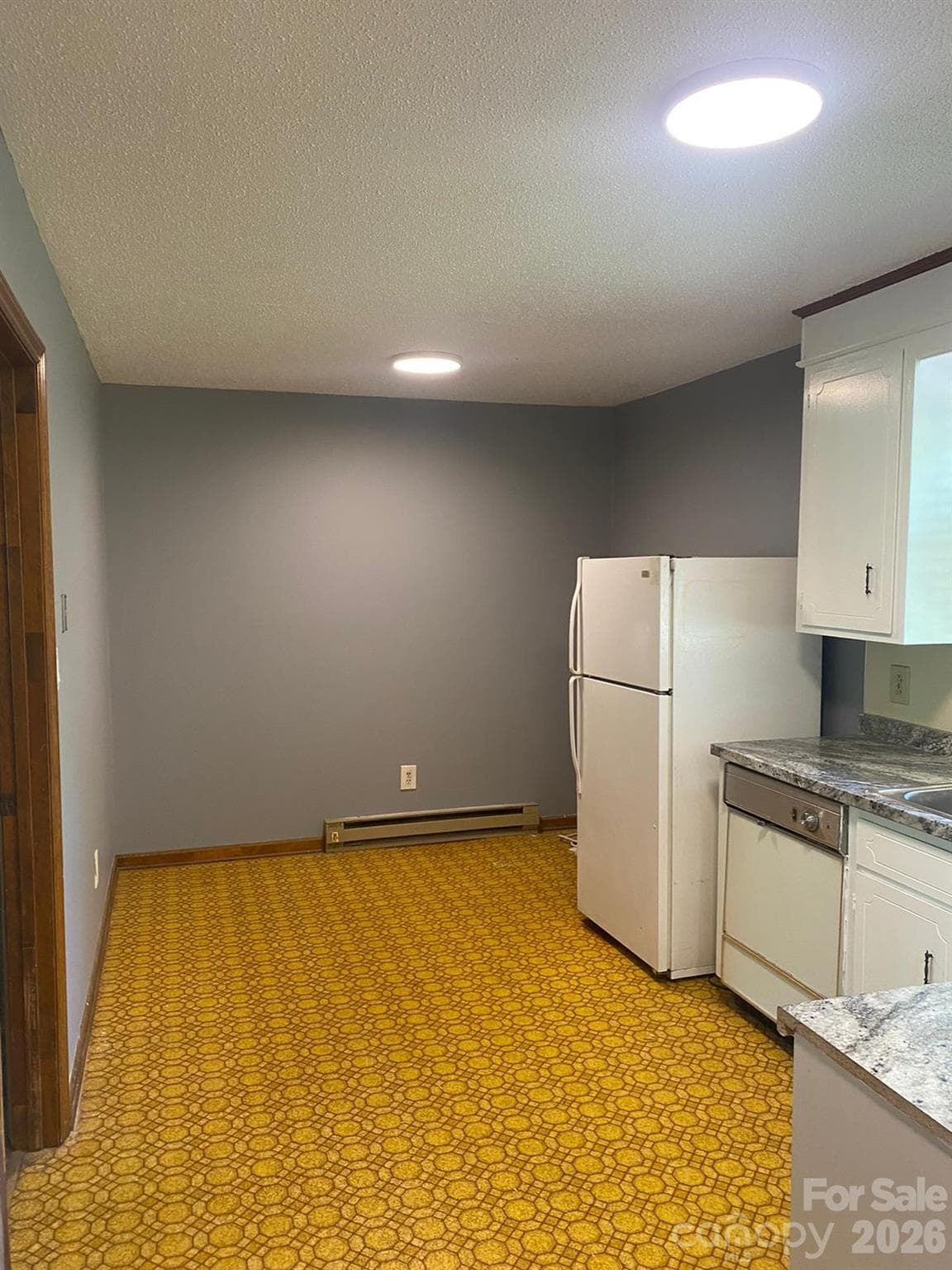 Apartment at Hickory, photo 21 of 22